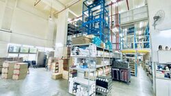 Leong Huat Building (D13), Warehouse #497540571